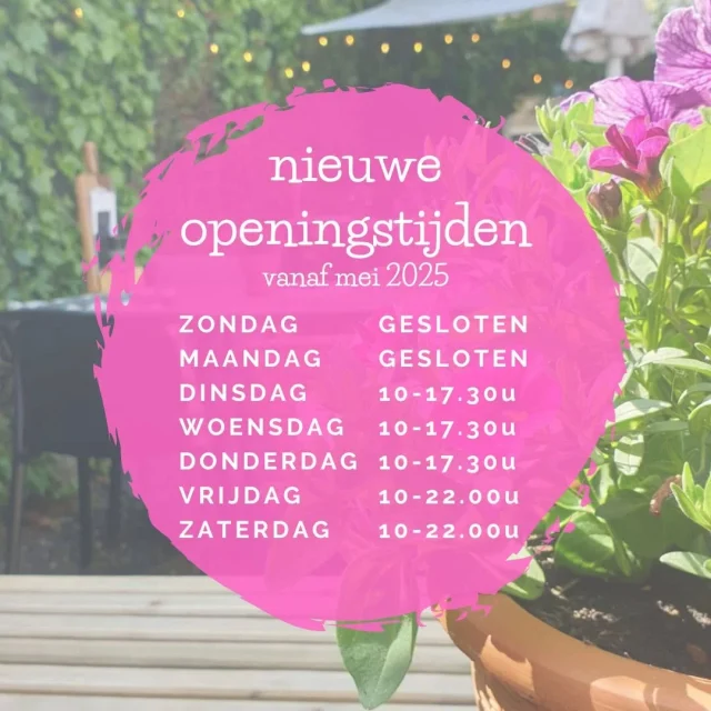 We hebben een kleine 'dienstmededeling' ☀️. Vanaf dit weekend zijn wij gesloten op de zondag en de maandag. Daar tegenover staat dan dat we vanaf nu wél geopend zijn op de dinsdag en woensdag! Hopelijk zien we je gauw 🤗.
•
Je vindt ons in hartje centrum, in de leukste winkelstraat van Middelburg. Met liefde maken we hier jouw ontbijt, lunch en borrel klaar. Tegenwoordig kun je op vrijdag- en zaterdagavond ook bij ons terecht voor het lekkerste Mexican streetfood.
•
📍 Langeviele 61, Middelburg
☎️ 0118-853886
📧 info@reynaertenco.nl
🌐 www.reynaertenco.nl
•
#middelburg #middelburgsestraatjes #langeviele #goodcompany #supportyourlocal #supportyourlocals #ilovezeeland #tuinterras #stadstuin #uitinzeeland #bierproeverij #diner #dinner #mexicaans #mexicanfood #afrocoffee #taart #ontbijt #breakfast #frühstück #lunch #flammkuchen #borrel #aperitif #apero #vrijdagmiddagborrel